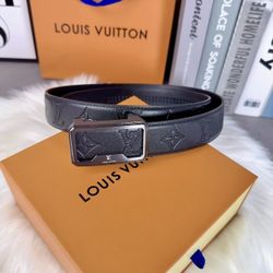 Brand new, unused belt