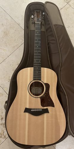 Taylor Big Baby Acoustic Guitar, Like New, Free Bag