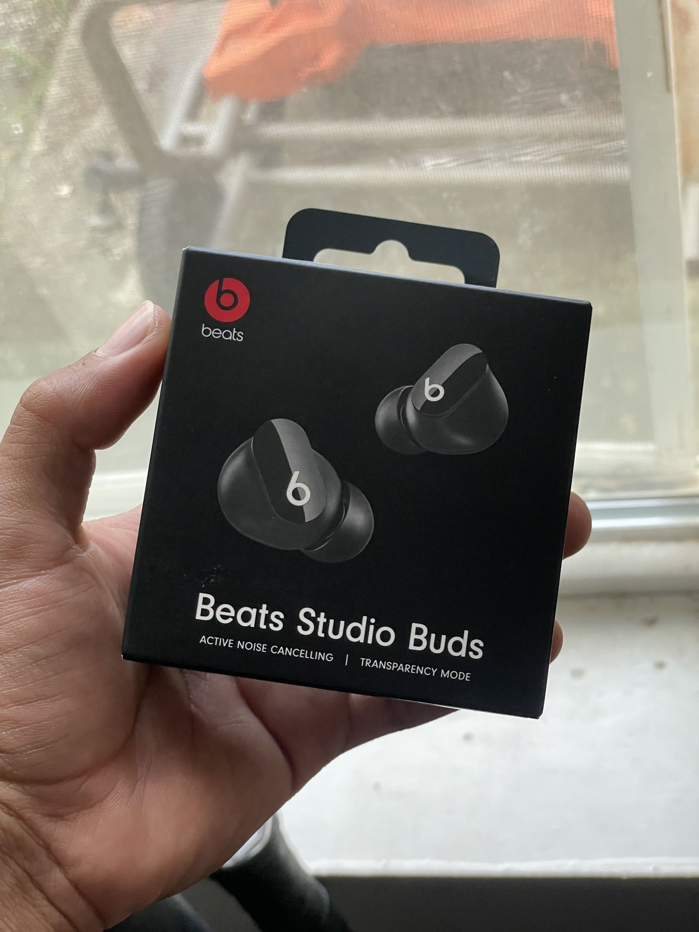 Beats Studio Buds