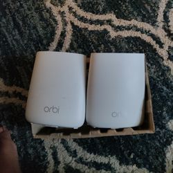 Netgear Orbi Router And 1 Satellite 