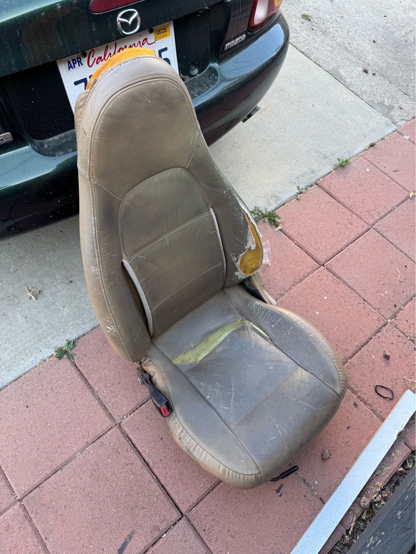 1999 NB1 Mazda Miata tan leather seat