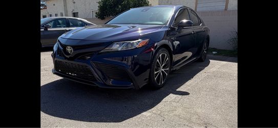 Toyota camry blue