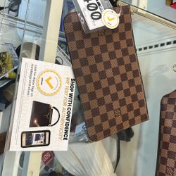 Louis Vuitton Pouch 