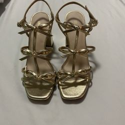 Lime Light Size 6 Golden Heels 