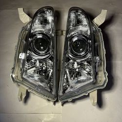 Toyota Highlander Headlight Year 2011-2013