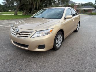 2010 Toyota Camry LE