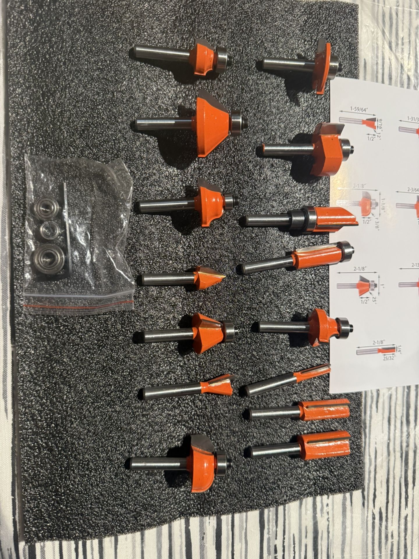 1/4 Shank Router Bits Set, Carbide Wood Router Bits for Woodworking, 15PCS, Orange new in box