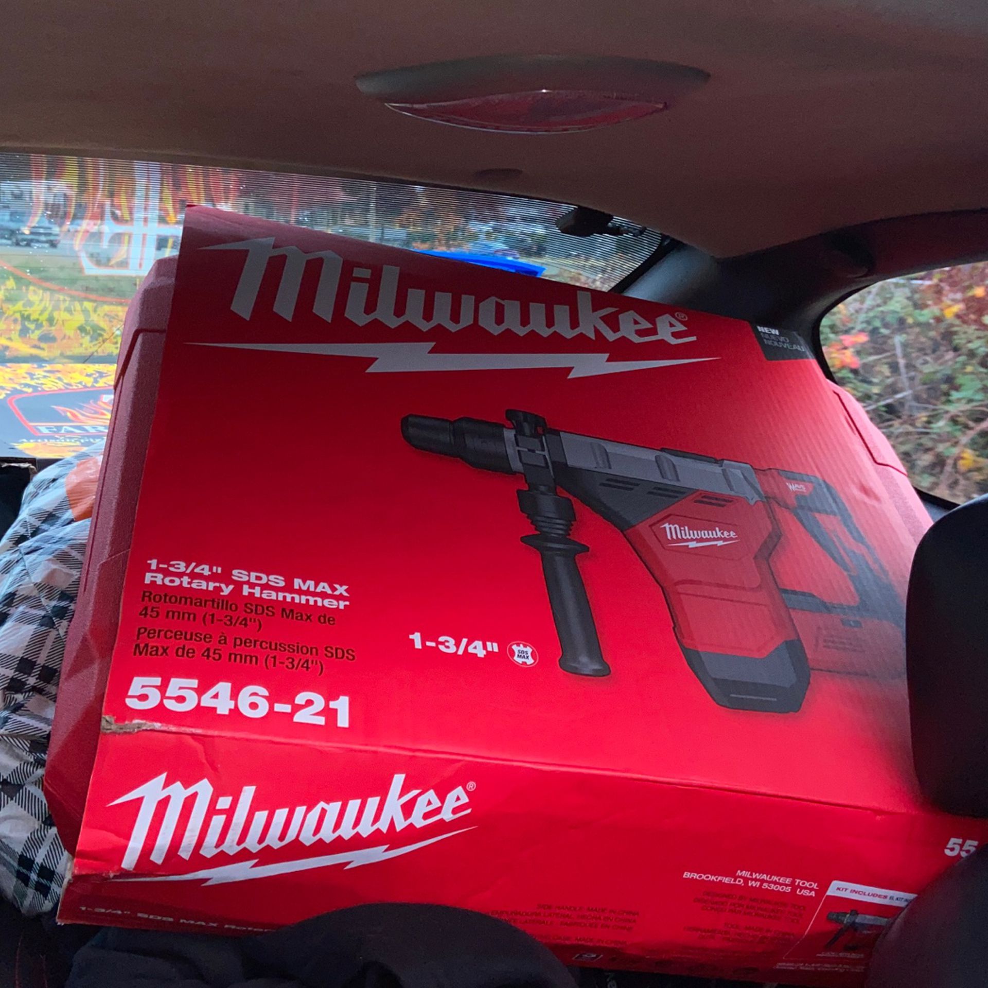 Milwaukee 1-3/4” SDS MAX Rotary Hammer