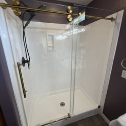 Shower Doors With Install 