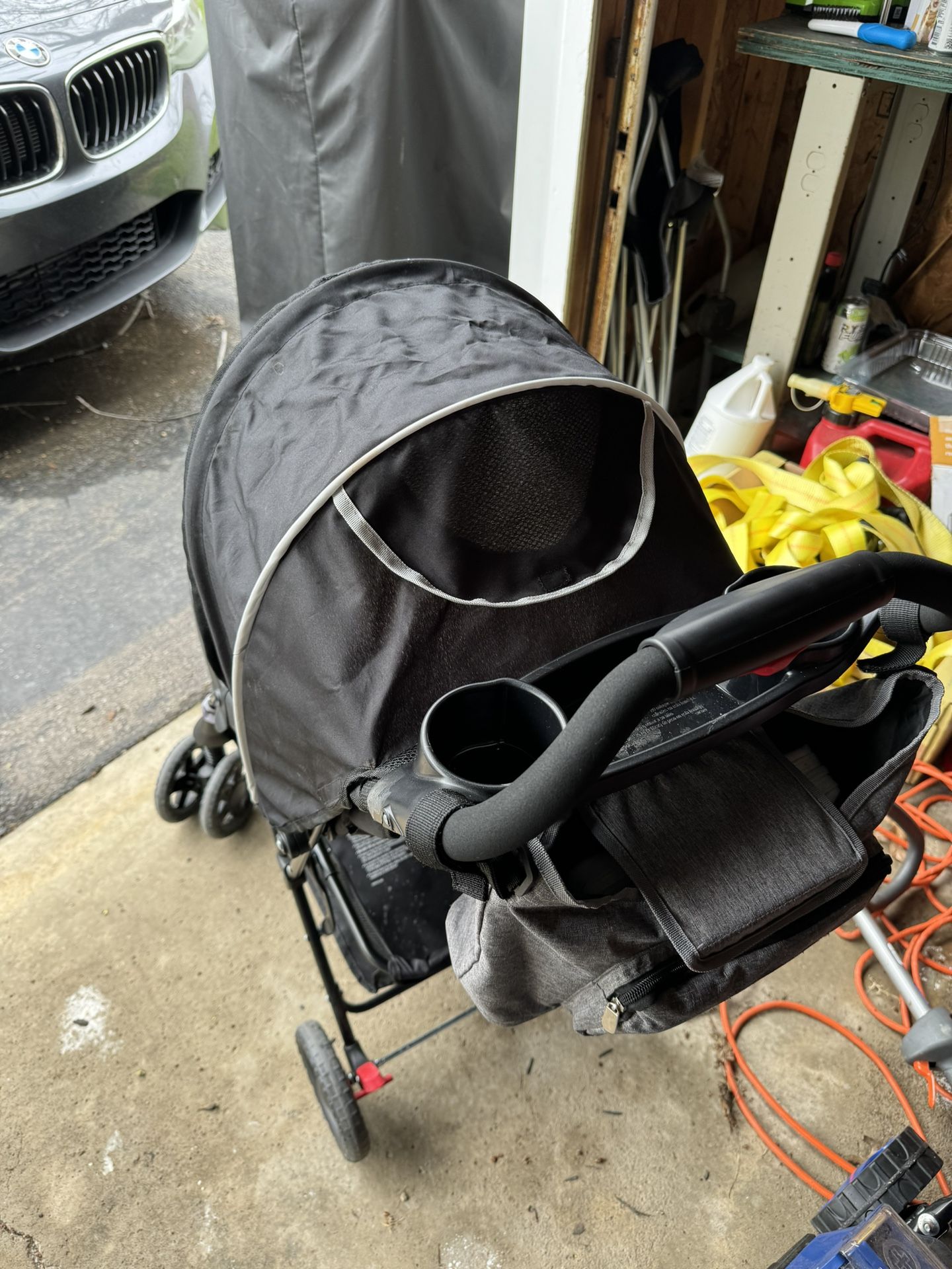 Stroller 