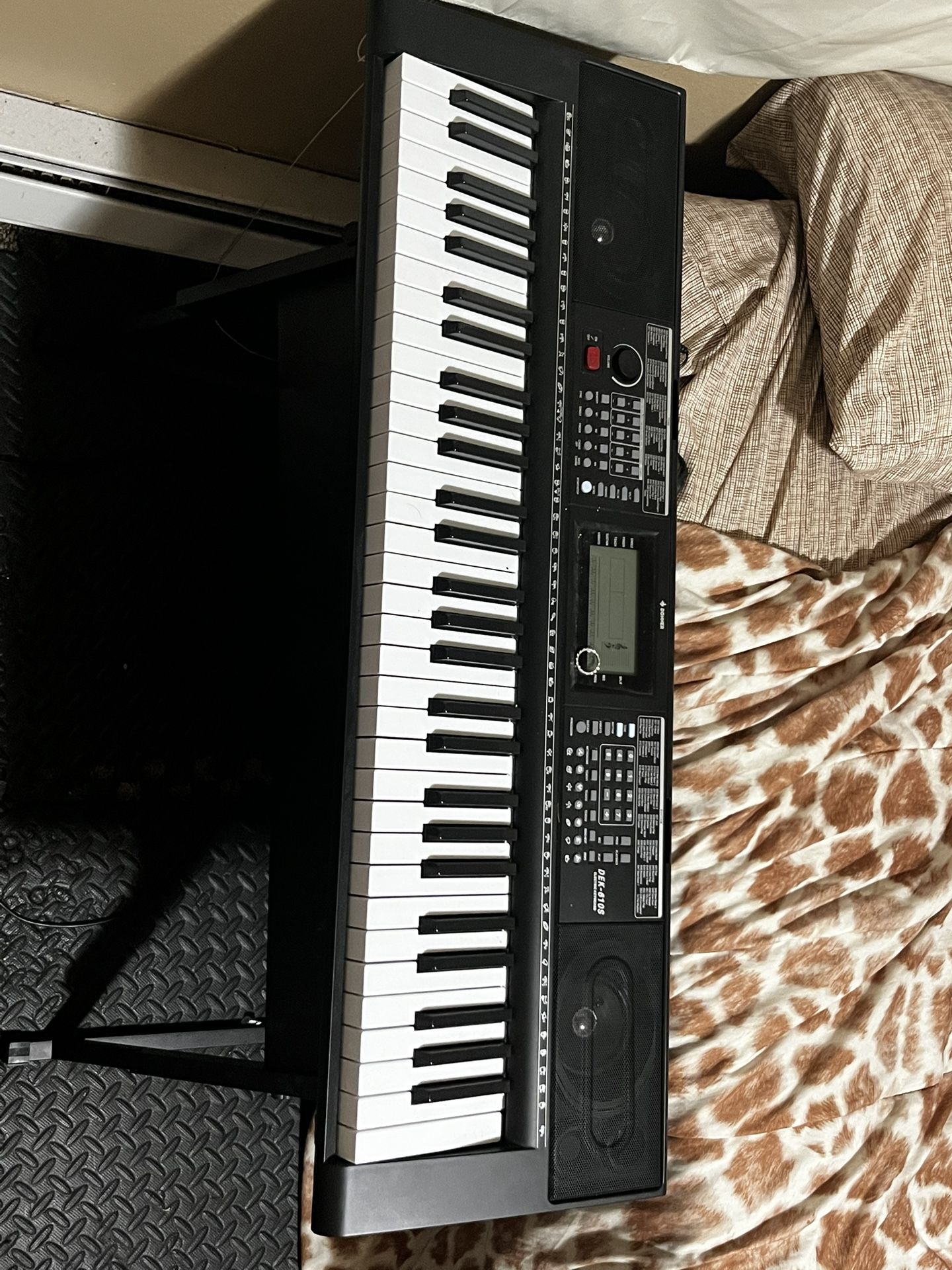 Keyboard (NOT FULL)