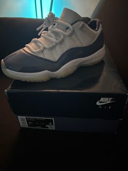 Jordan 11 Diffused Bluse