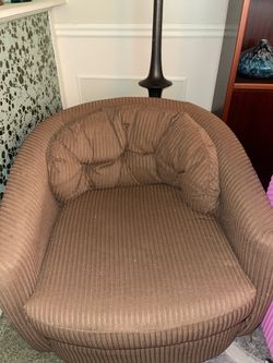 Adorable brown chair