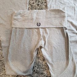 Victoria’s Secret Fold-Over Yoga Leggings – Size XS