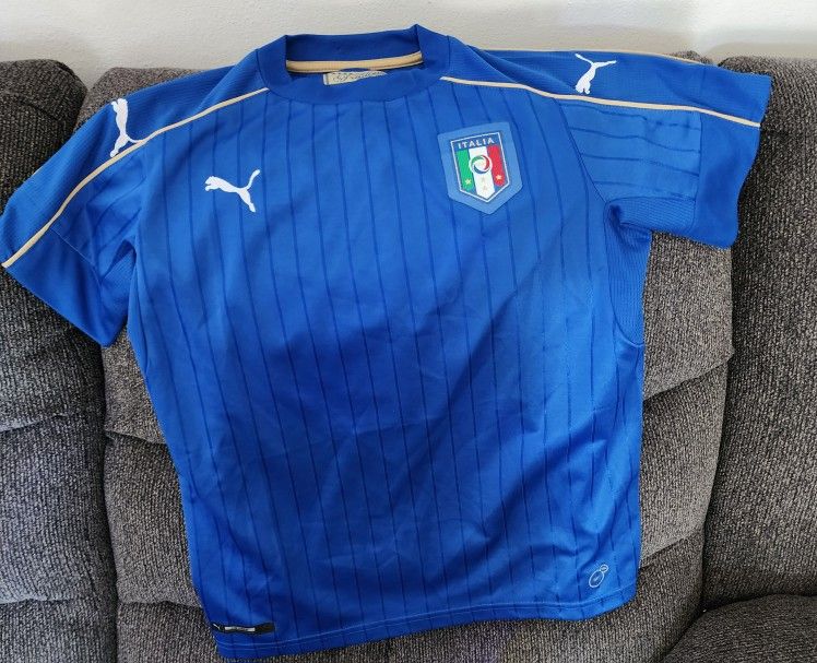 Youth Italy Soccer Jersey for Sale in Grays Harbor County, WA OfferUp