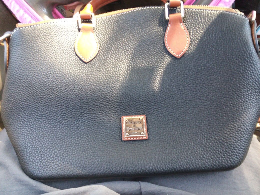 Brand New Dooney And Bourke Purse