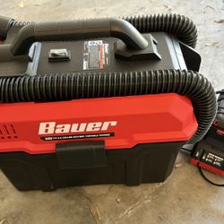 Bauer Cordless Wet/dry Vacuum And Battery