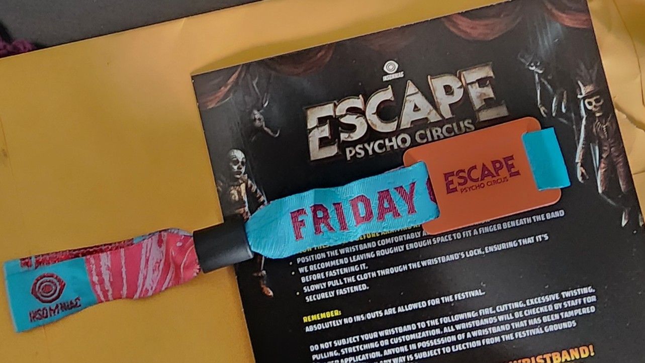 Escape Wristband For  10/31/2025