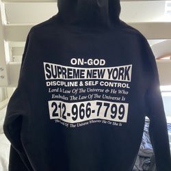 Black Large Supreme Hoodie