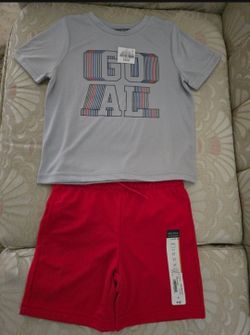 Boy's Shorts And Tee Set Size 3T