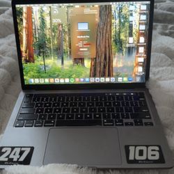 Apple MacBook Pro - 2020 w/ M1 Chip