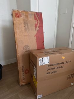 Computer Desk w/Free Chair