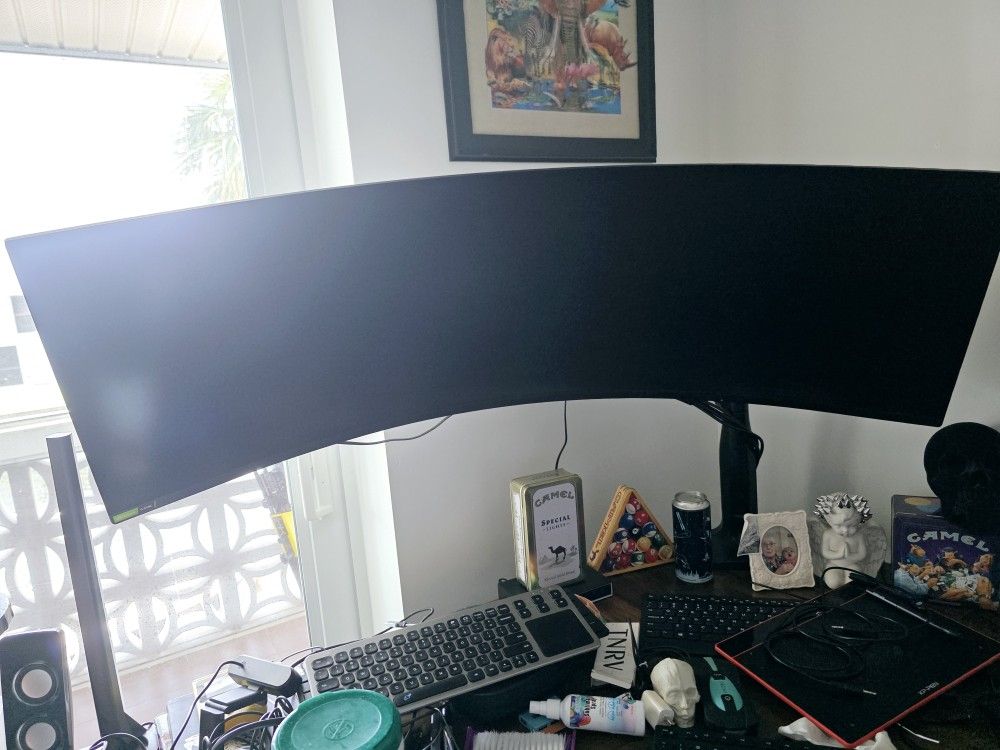 Huge Deal 49" Curved SAMSUNG monitor