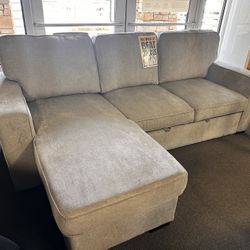 Gorgeous Sleeper Sectional! $899 🩶🔥