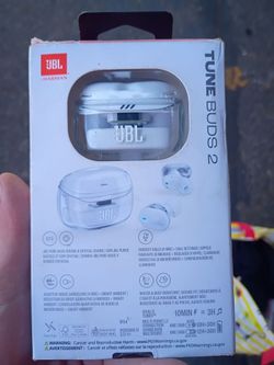 JBL wireless earbuds