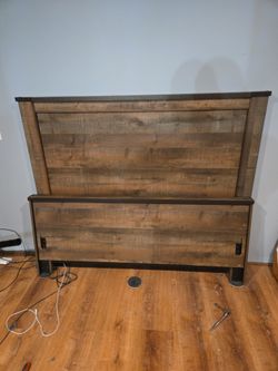 Trinell Headboard/Footboard Queen by Ashley