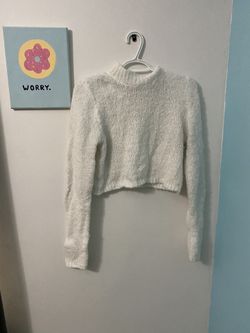 white cropped long sleeve