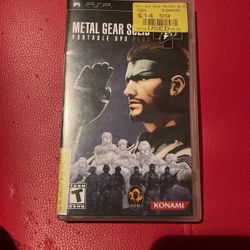 Metal Gear Solid 4 Portable Ops Plus 