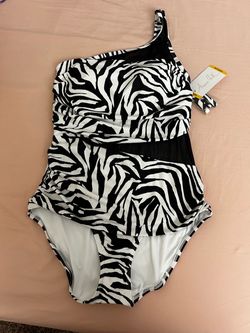 Anne Cole One-Shoulder One-Piece Swimsuit Medium