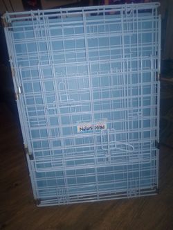 Portable collapsible travel kennel