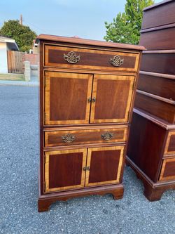 Tall cabinet dresser