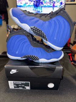 Nike little posite”Deep Royal”/ size 5Y/6.5W