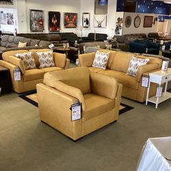 Keerwick Sofa and Loveseat Set