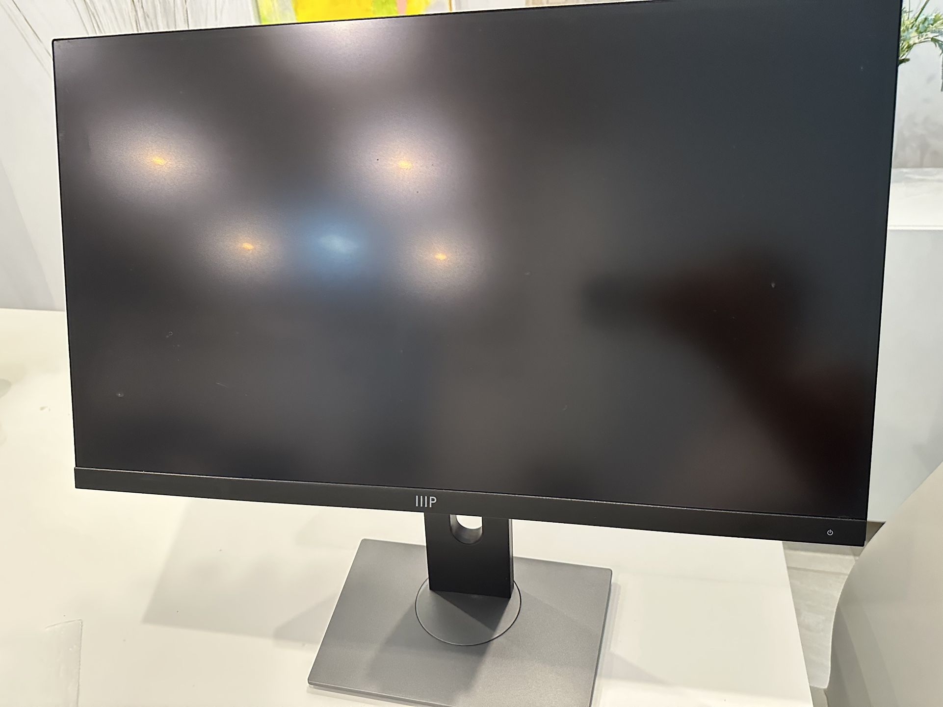 For Sale: Monoprice 4K UHD HDR Monitor - Like New! Selling a 27” Monoprice 4K UHD HDR monitor in excellent condition! Crisp 3840x2160 resolution, vibr