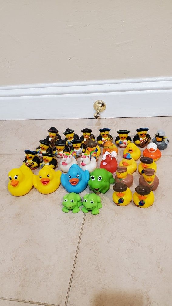 Rubber Duckies 🐤 All For $10. 