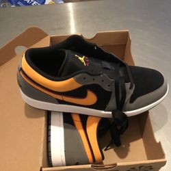 Men’s Air Jordan 1 Low size 11