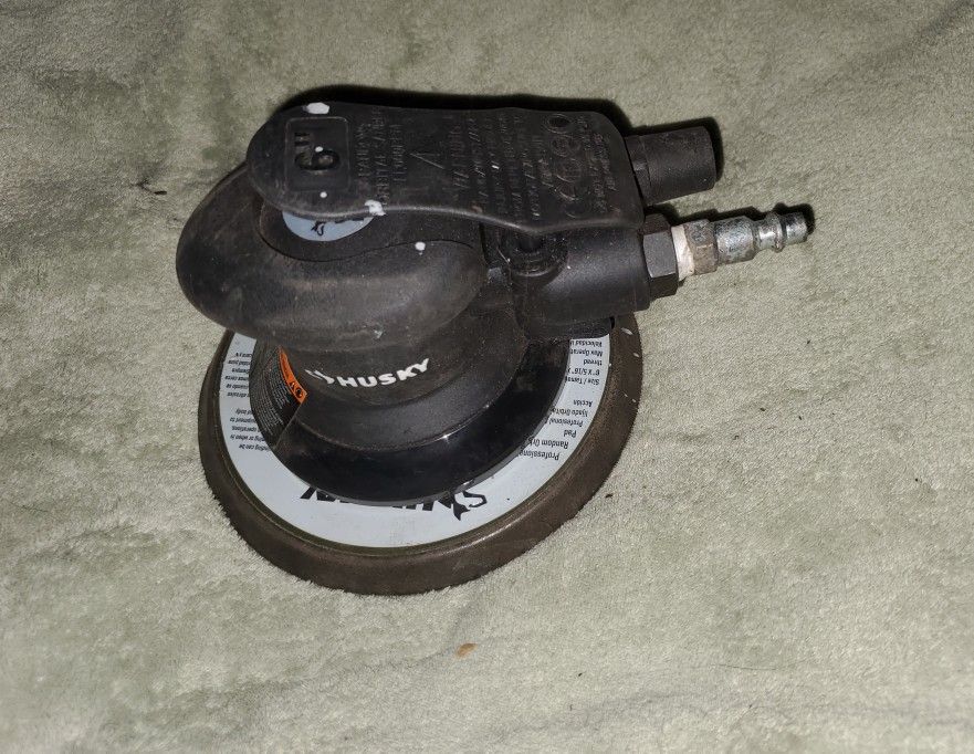 Husky 6 in. Low Vibration Palm Sander