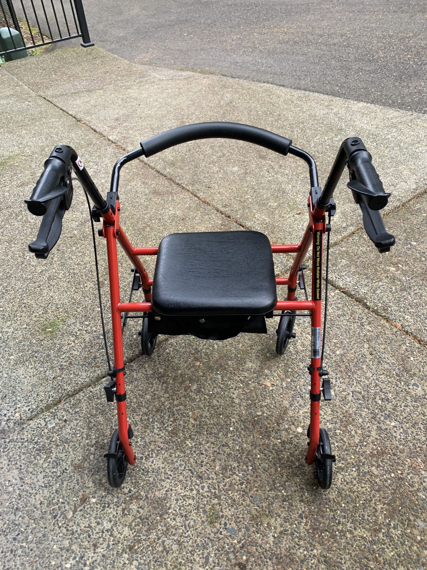 Drive Medical Aluminum Rollator with Fold Up and Removable Back Support
