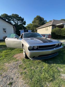 Dodge challenger 2014