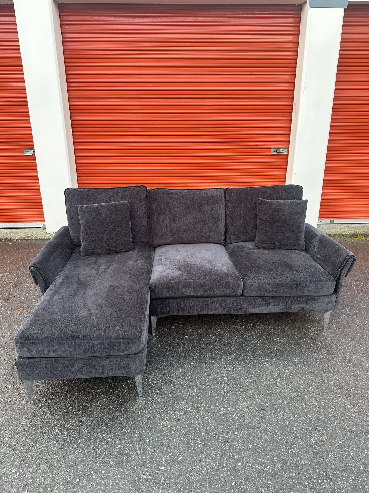 Modern Black Sectional (Free Delivery)