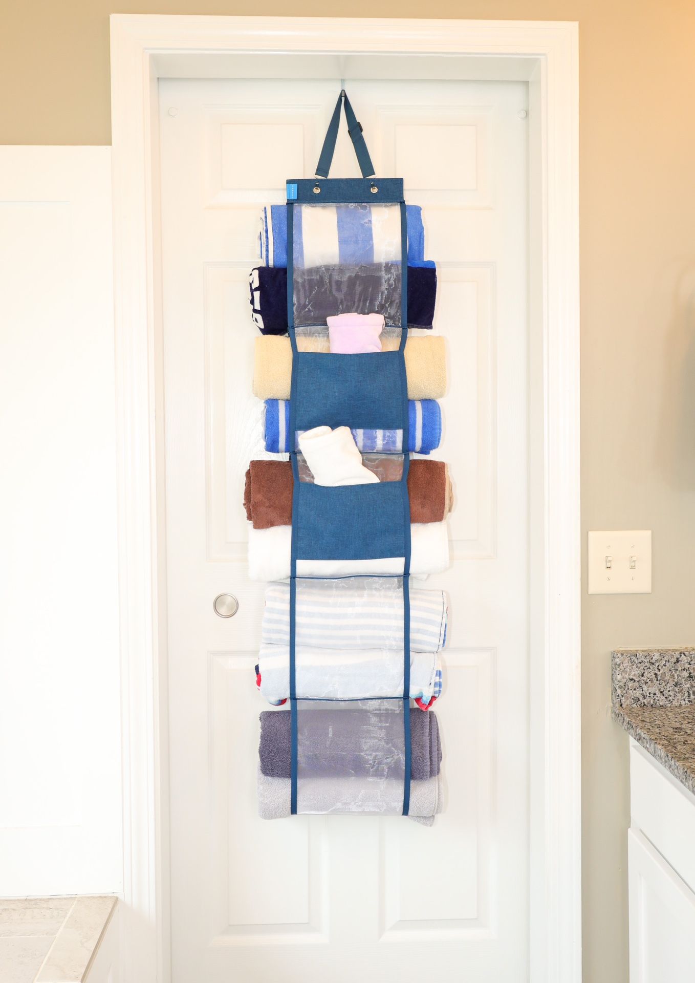 Hanging Closet Organizer Towel Racks For Bathroom Door Towel Storage Yoga Mat Holder Foam Roller Storage Jeans Pants Blanket Clothes Organizer Shelves