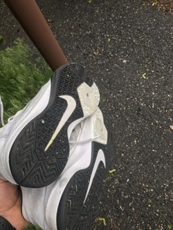Basketball shoes Nike size 10
