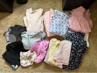 Womens Size XS lot of clothes