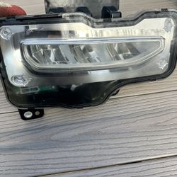 GMC Sierra Fog Light