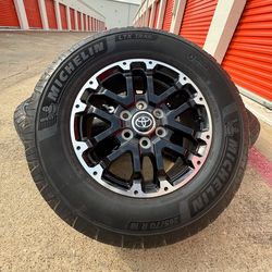 18s Toyota Tundra Sequoia tacoma black machined oem Wheels And Tires Rims Rines