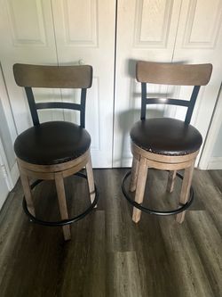 BARSTOOLS( MUST GO ASAG)